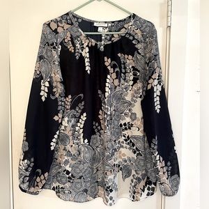 Size L long sleeve blouse. Charter Club.